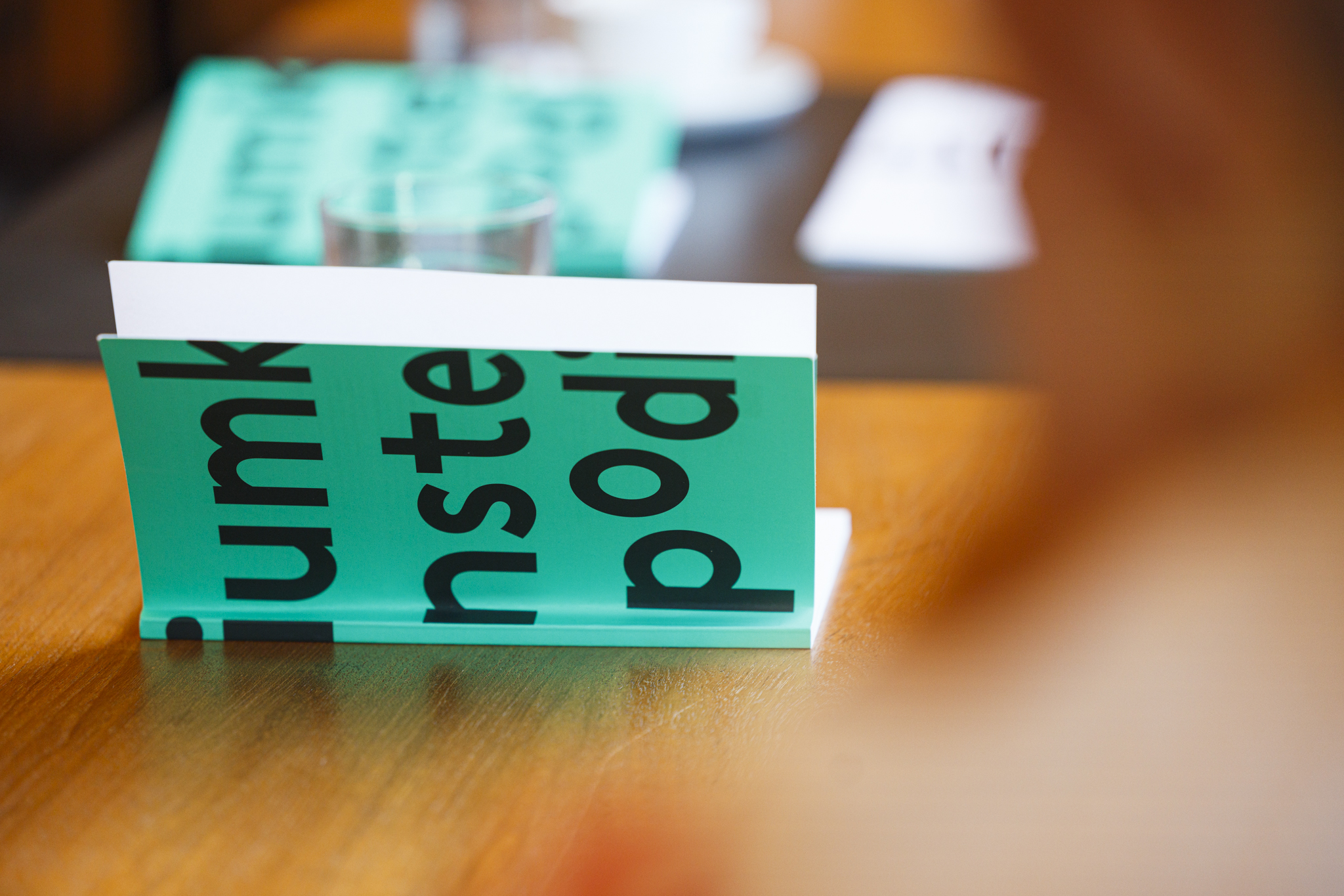 notitieboek op tafel